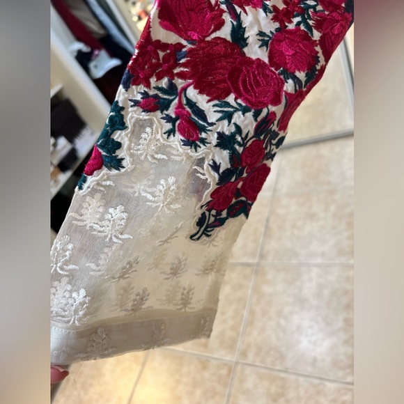 Embroidery shirt by khaadi - Picture 3 of 7